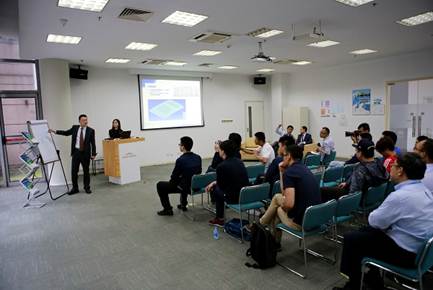 斯特的极致天窗工艺瓦力棋牌遇见伟巴(图23)